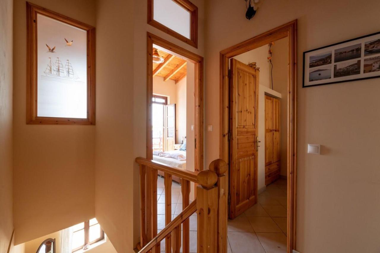 Villa Leleka Chalki Town Екстериор снимка
