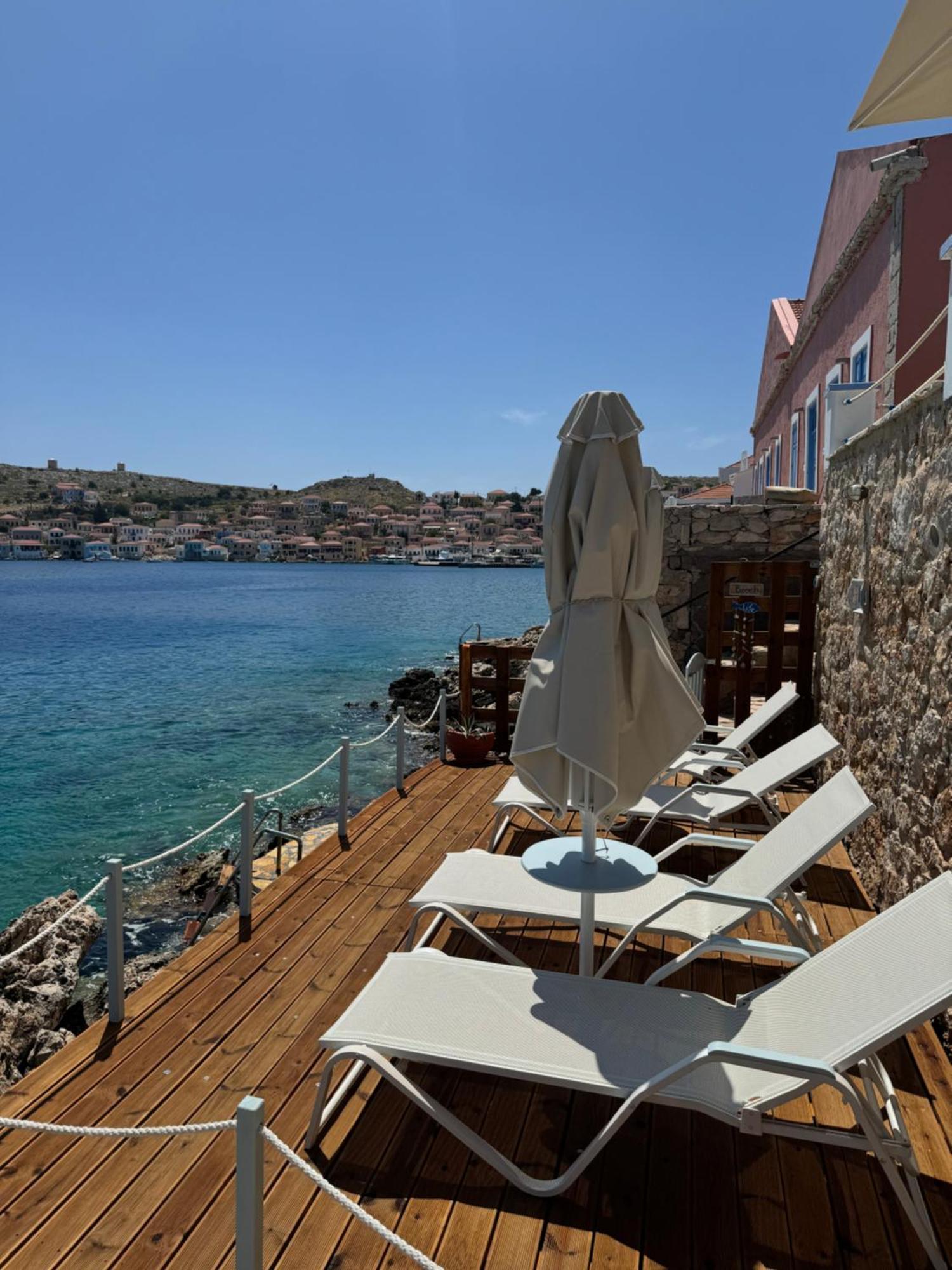 Villa Leleka Chalki Town Екстериор снимка